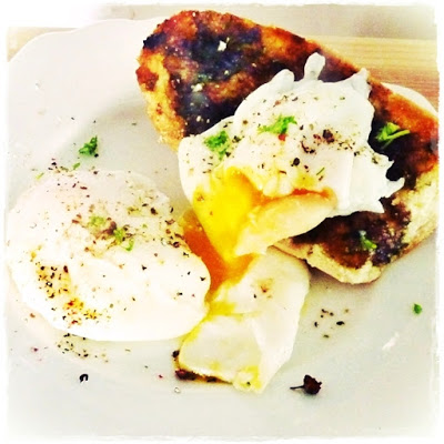 black garlic breat with poached eggs