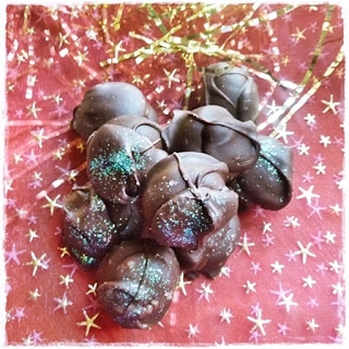 chocolate-marzipan-balls