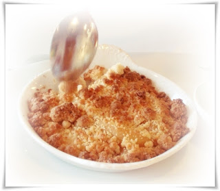 apple-and-almond-crumble